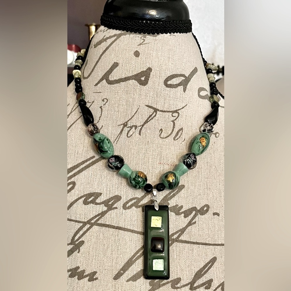 Vintage 90’s Glass Natural Stone Necklace